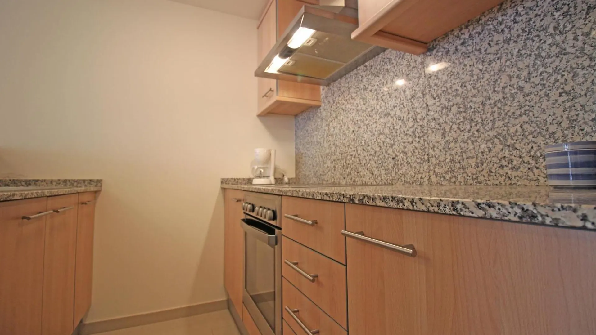 Apart-Rent Apartment Milleni II 8010 로지즈 0*,