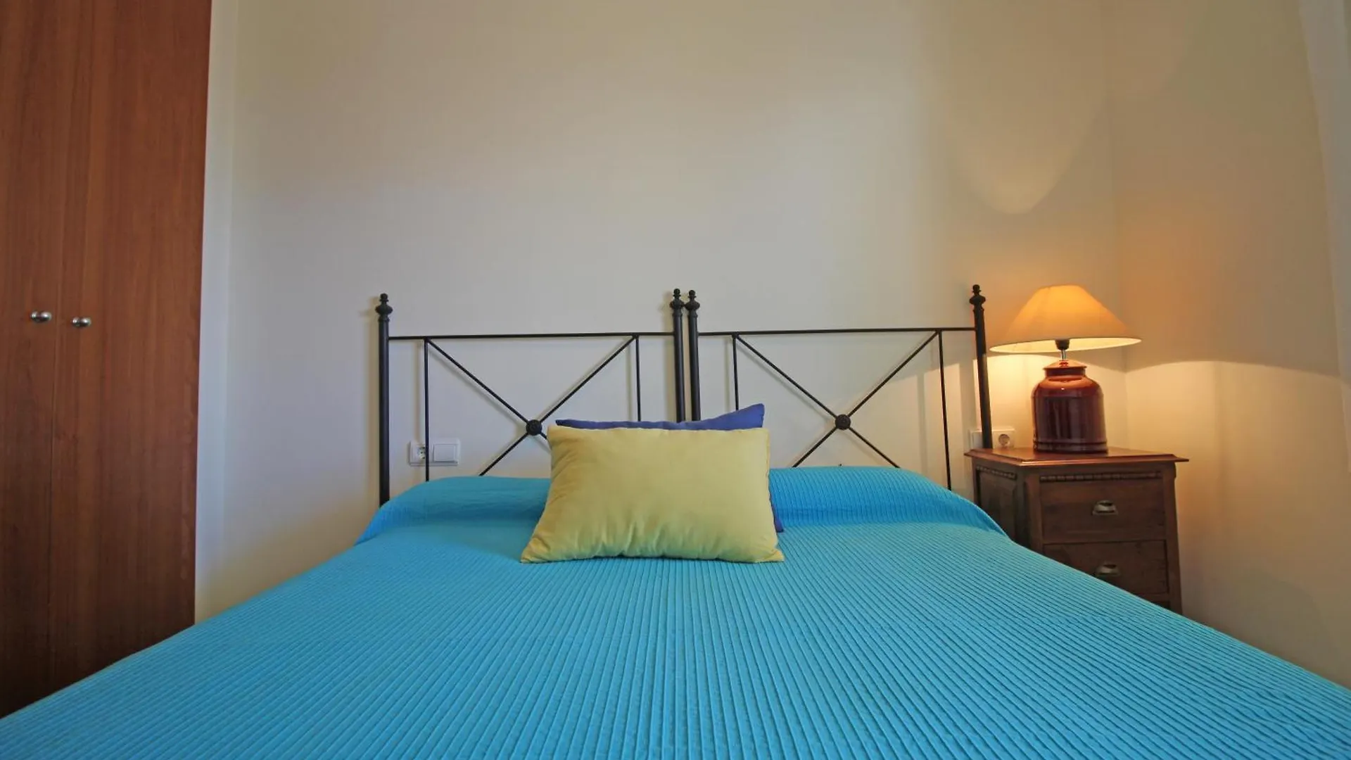 Apart-Rent Apartment Milleni II 8010 로지즈