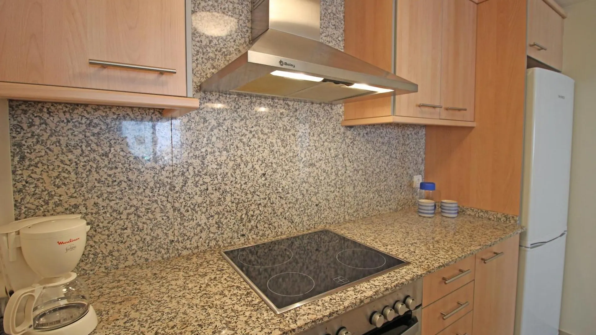 Apart-Rent Apartment Milleni II 8010 Roses 0*,