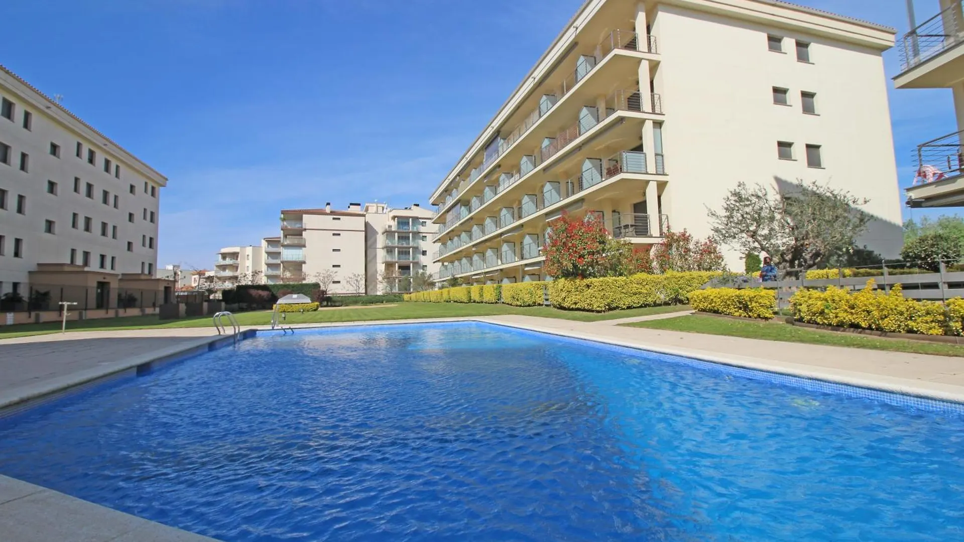 Apart-Rent Apartment Milleni II 8010 Roses