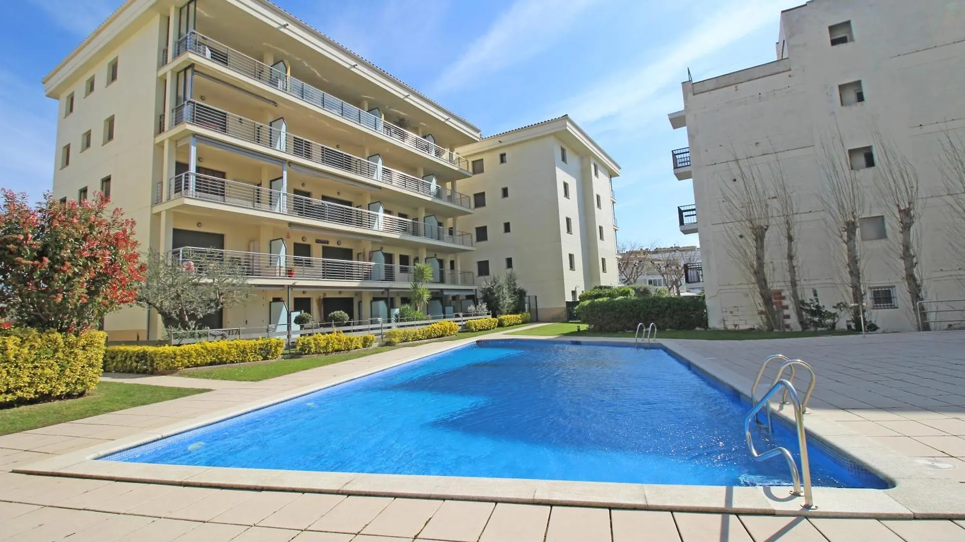 Apart-Rent Apartment Milleni II 8010 Roses