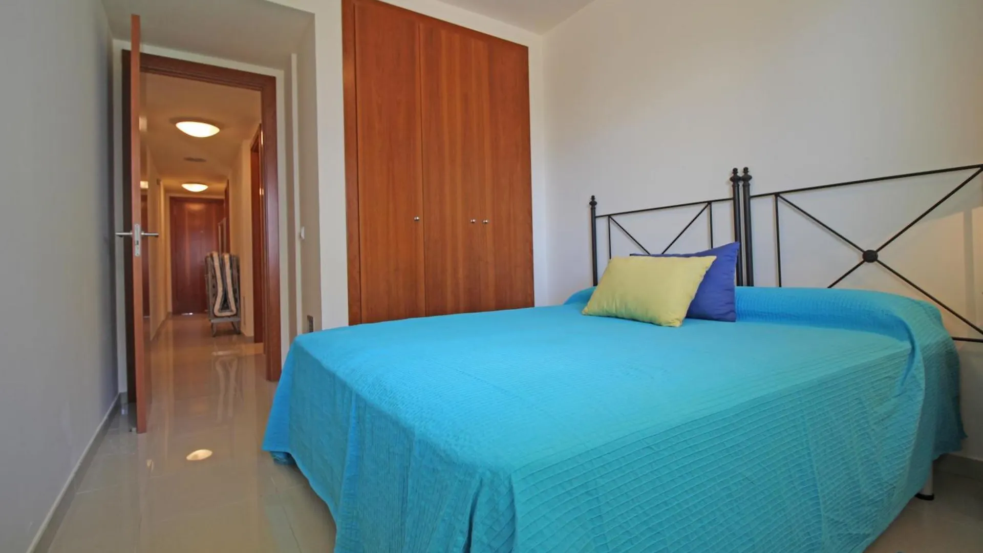 Apart-Rent Apartment Milleni II 8010 Roses