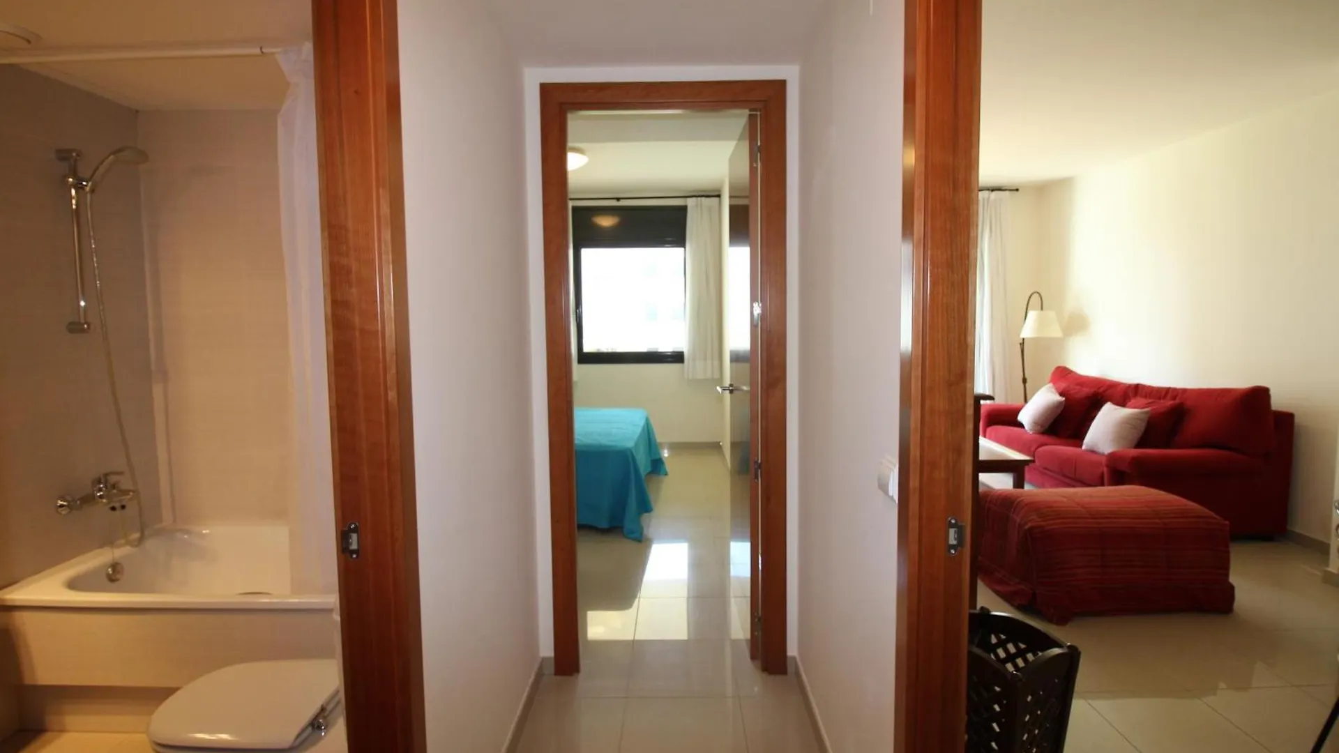 Apart-Rent Apartment Milleni II 8010 Roses